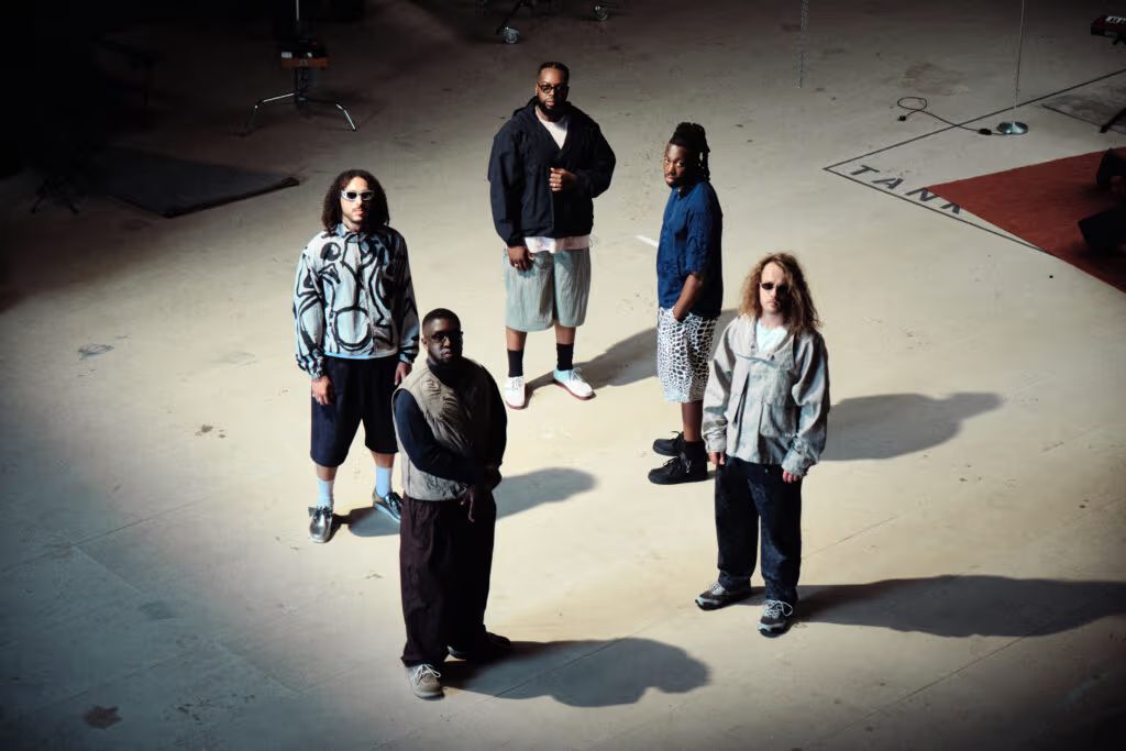 Ezra Collectives nya album hyllas som månadens bästa jazz