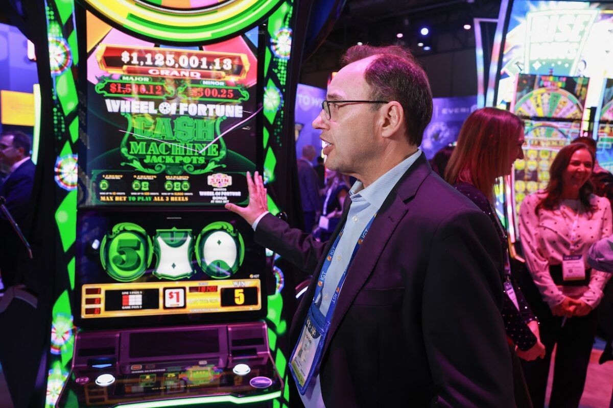 IGT avslöjar ny logotyp vid G2E:s öppning i Las Vegas