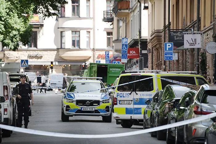 Man greps efter skottlossning utanför Stockholms slott