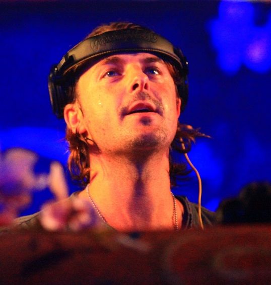 Axwell