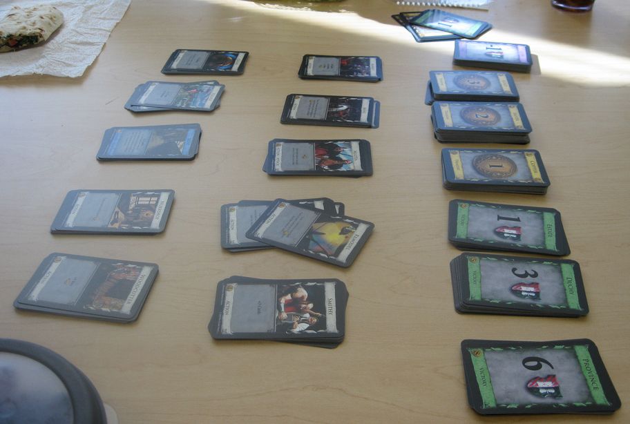Dominion (spel)